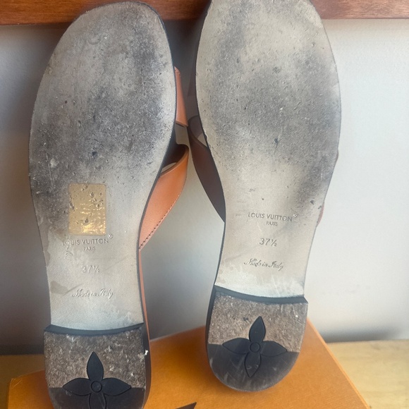 Louis Vuitton slides - Picture 3 of 3